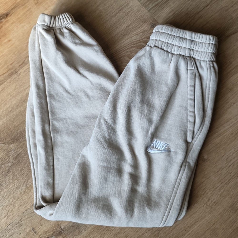Nike Sportswear Club Fleece Big Kids' Loose Pants Size S